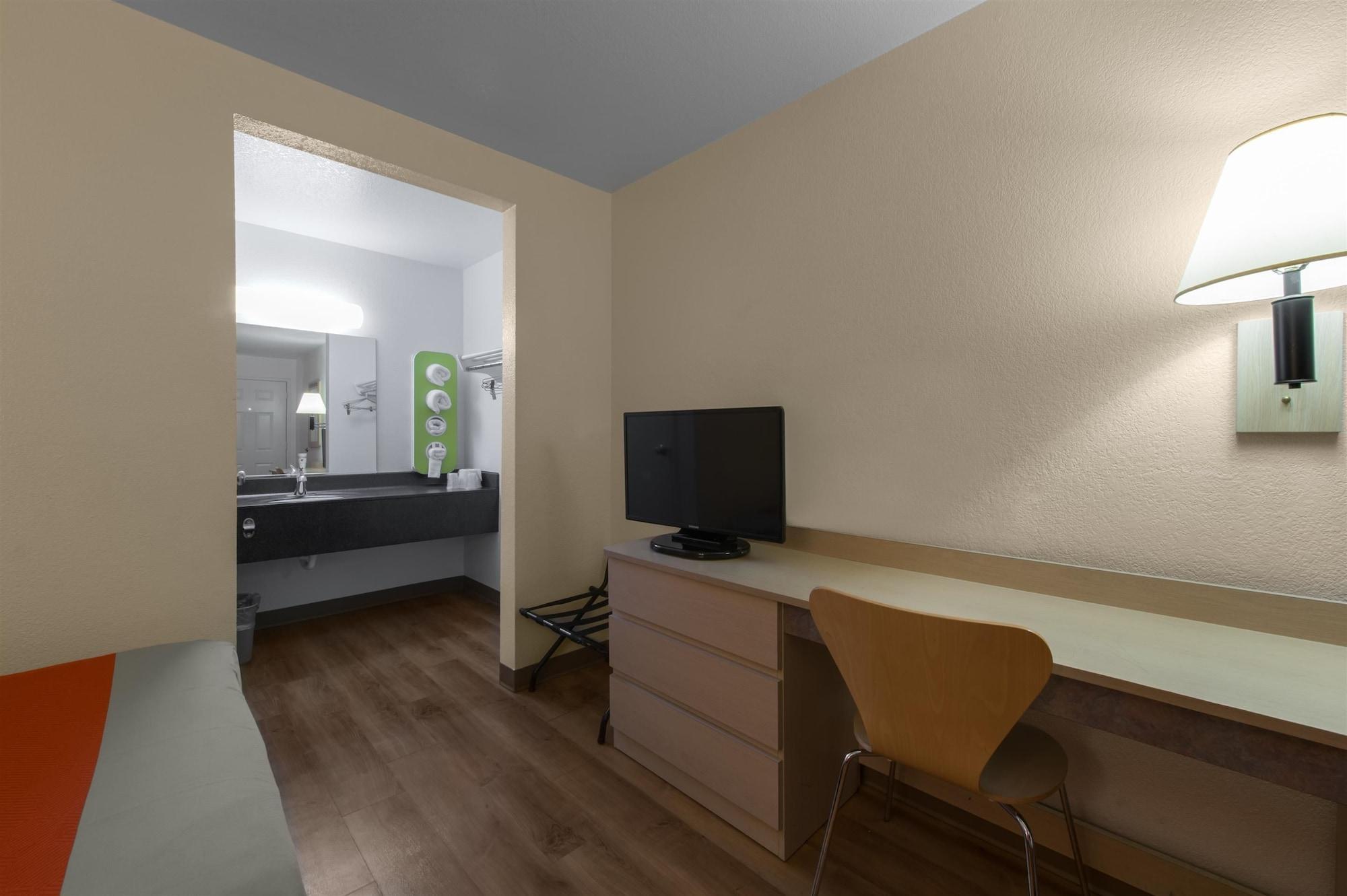 Travelodge By Wyndham Brattleboro Vt 외부 사진