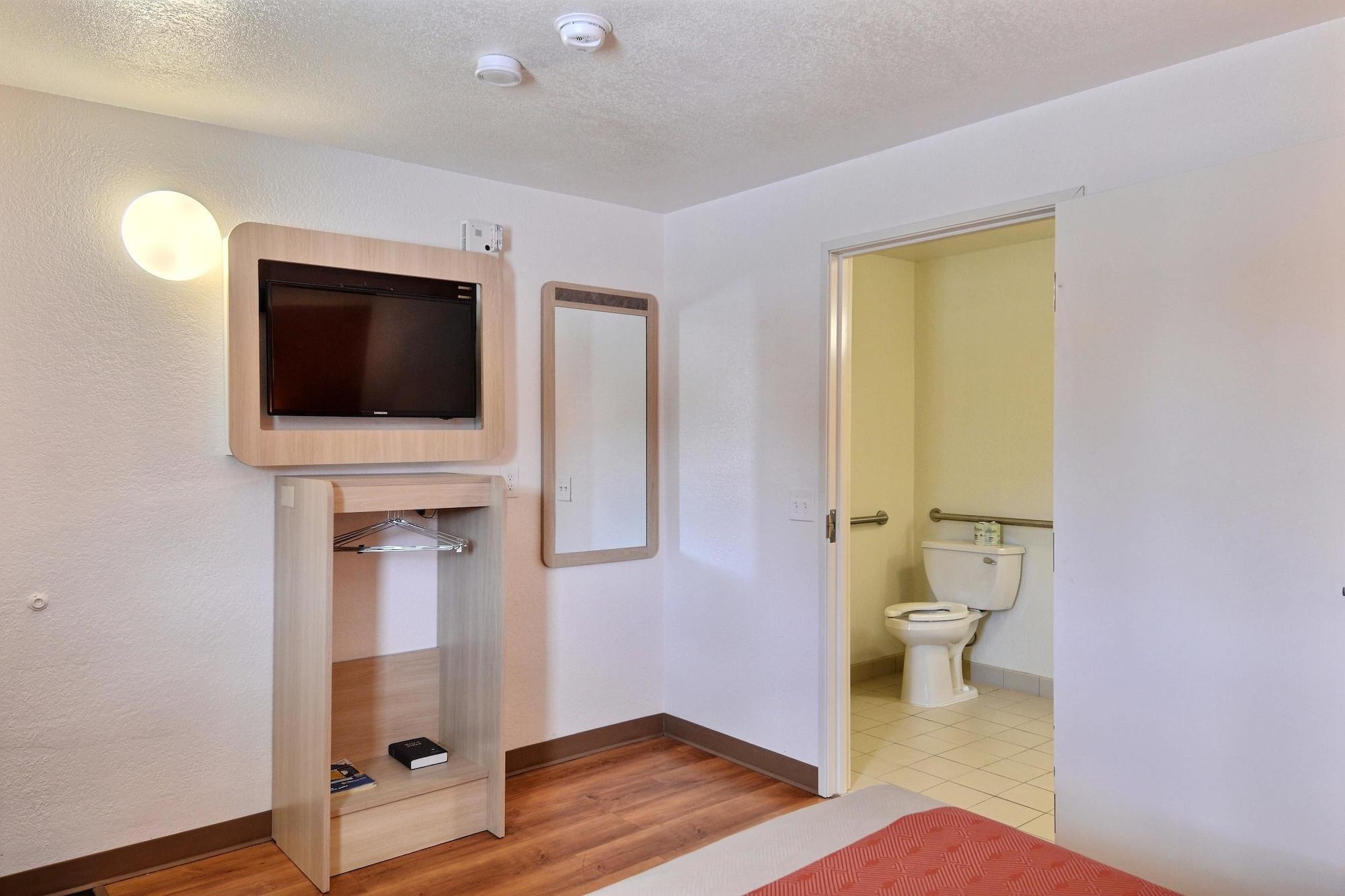 Travelodge By Wyndham Brattleboro Vt 외부 사진