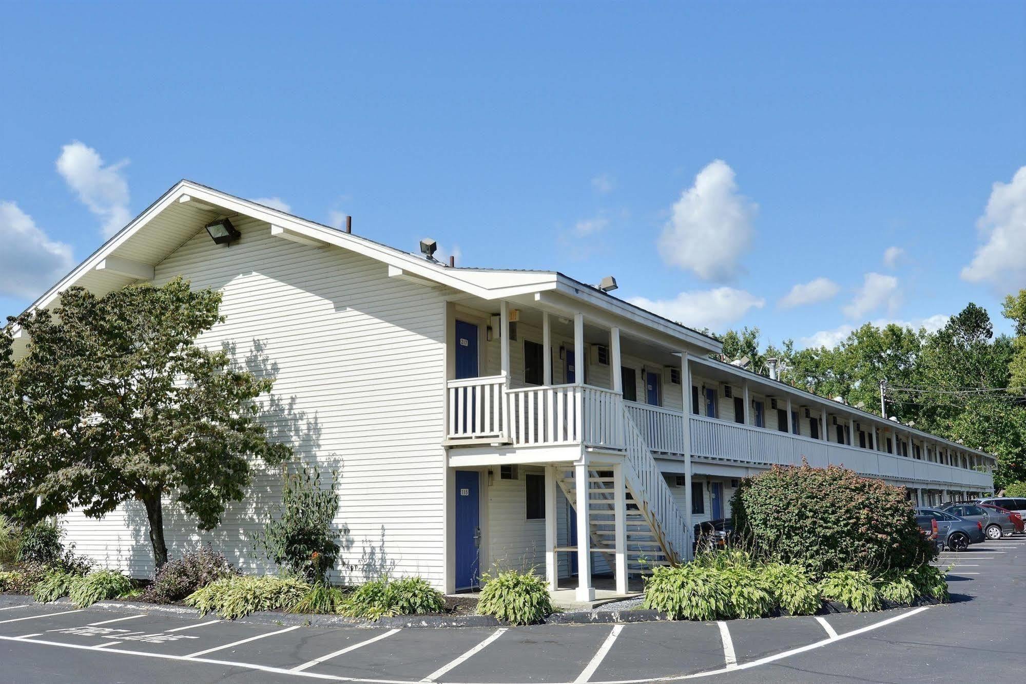 Travelodge By Wyndham Brattleboro Vt 외부 사진