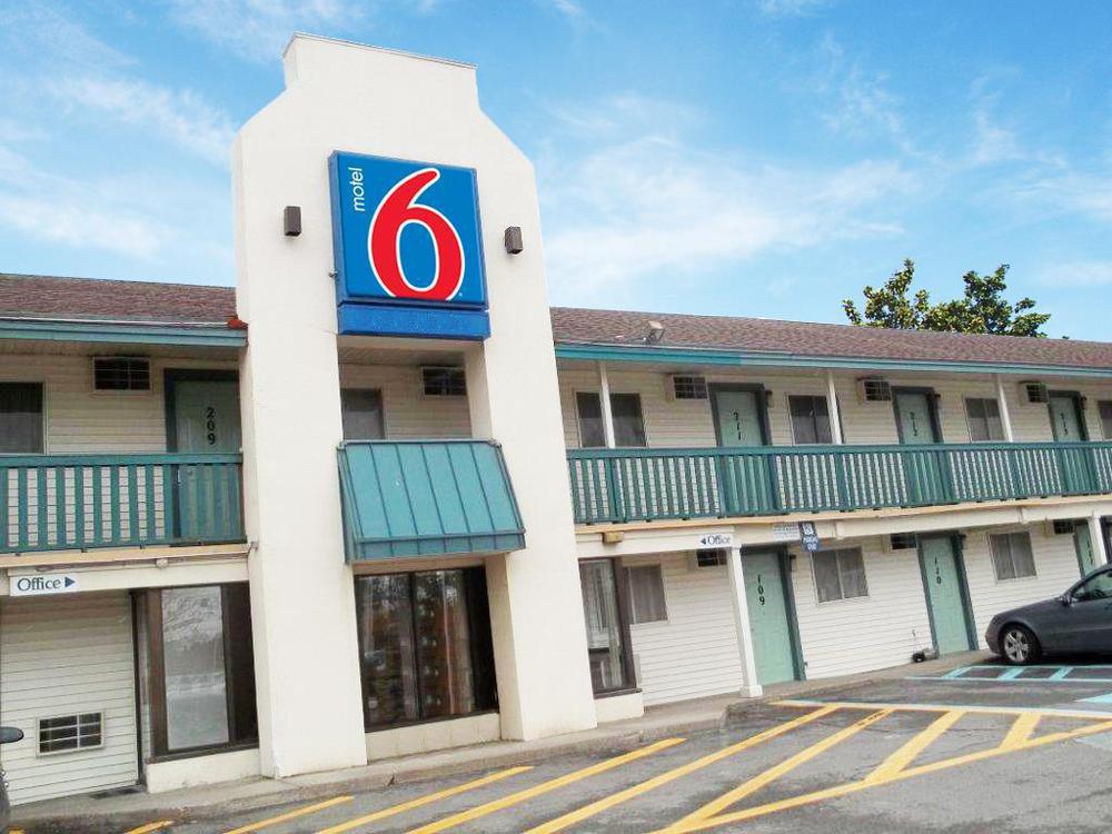 Travelodge By Wyndham Brattleboro Vt 외부 사진
